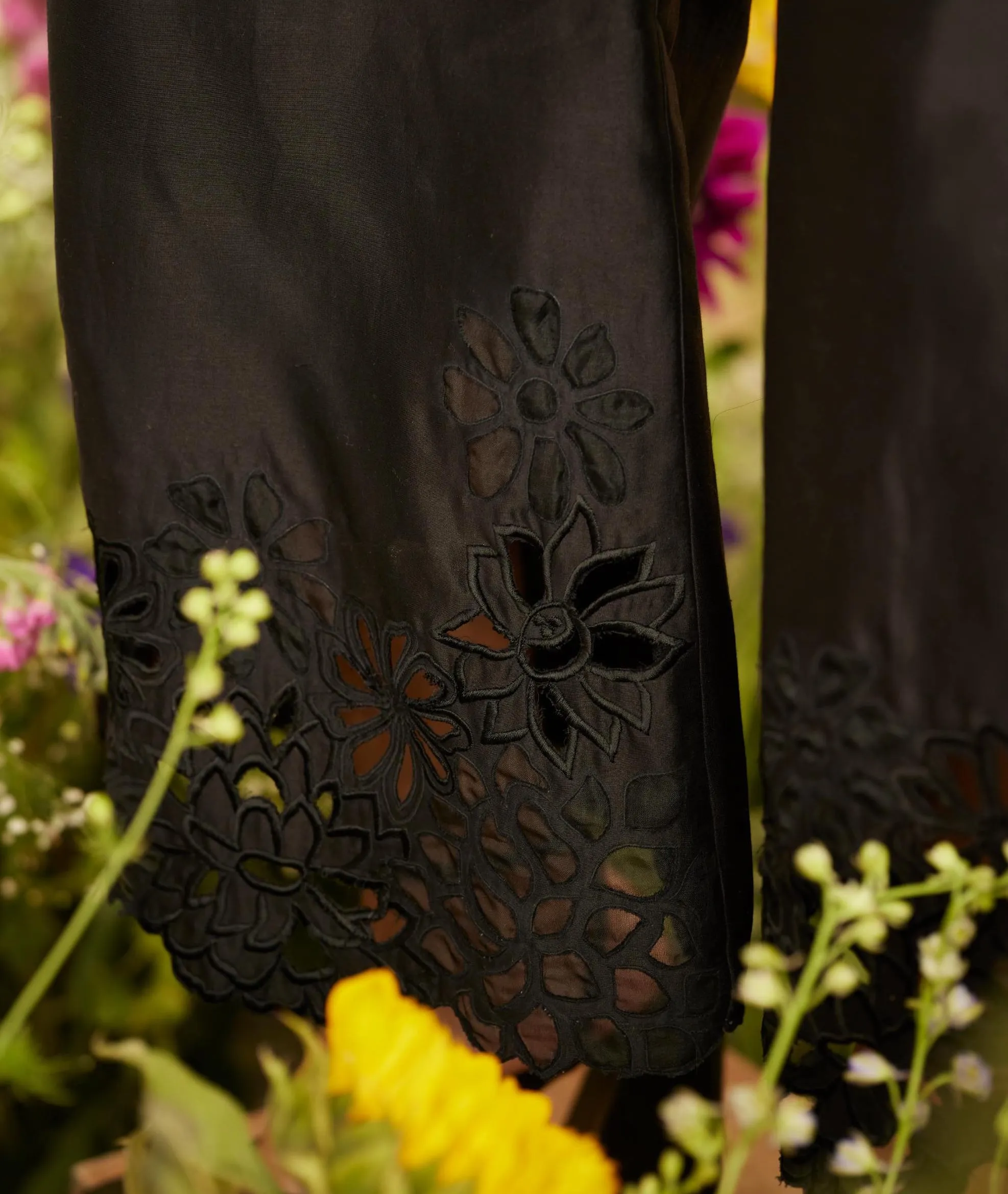 Black cutwork culottes pants