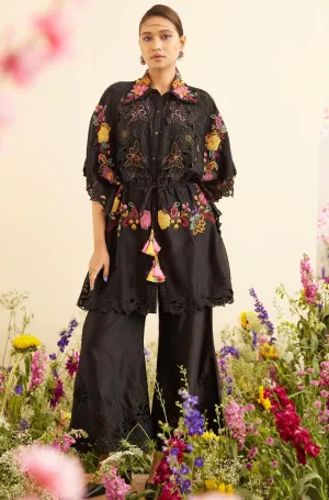 Black cutwork culottes pants