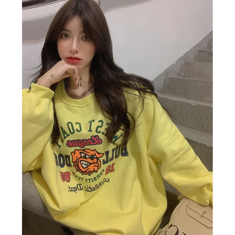 Bull Dogs Logo Graphic Sweatshirt