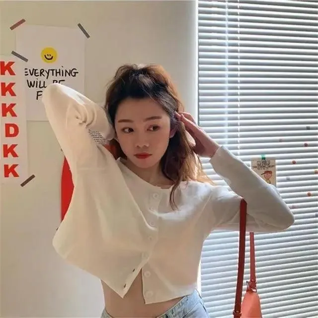Luxury Style O-neck Short Knitted Sweaters Women Thin Cardigan Fashionable Sleeve Sun Protection Crop Top