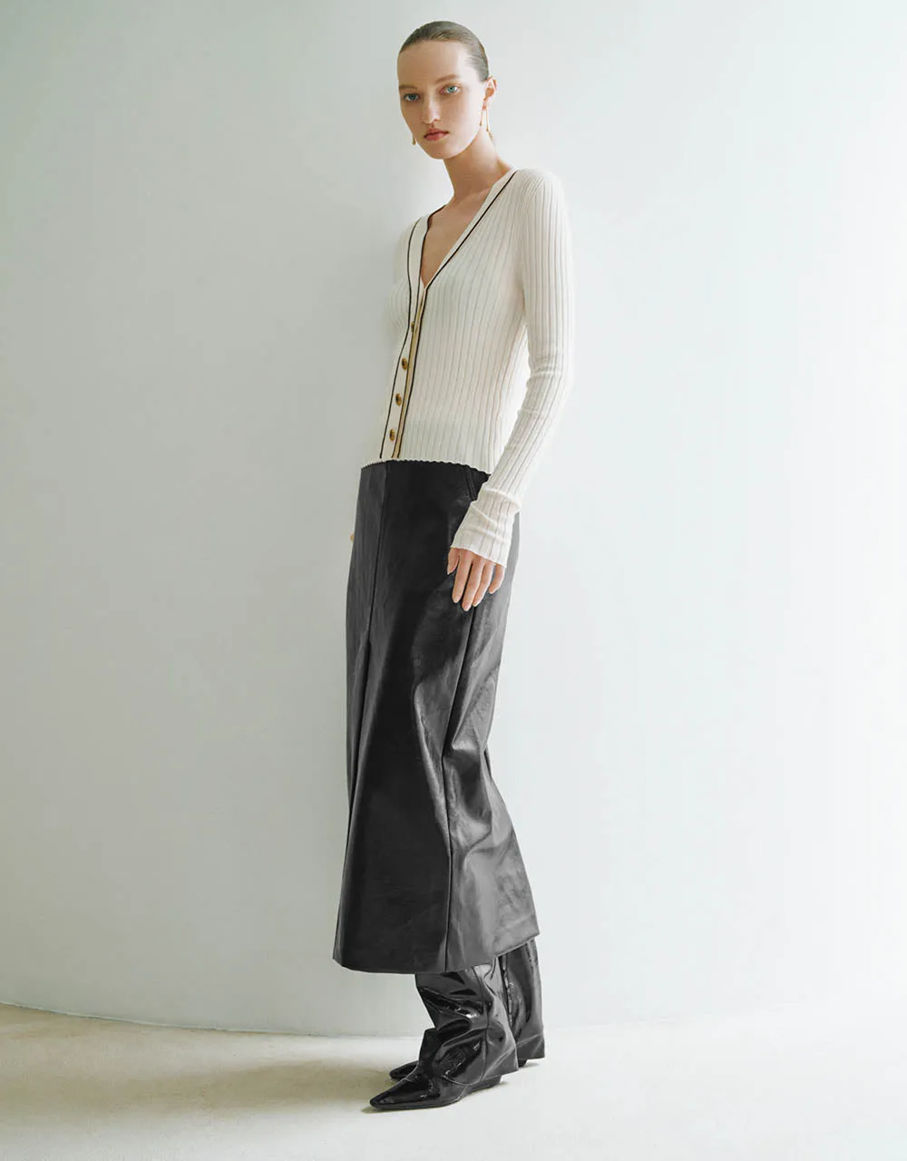 Skinny V-Neck Knitted Cardigan