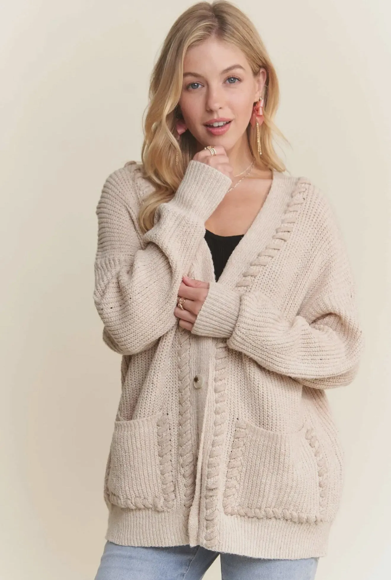 STITCH ACCENT CARDIGAN