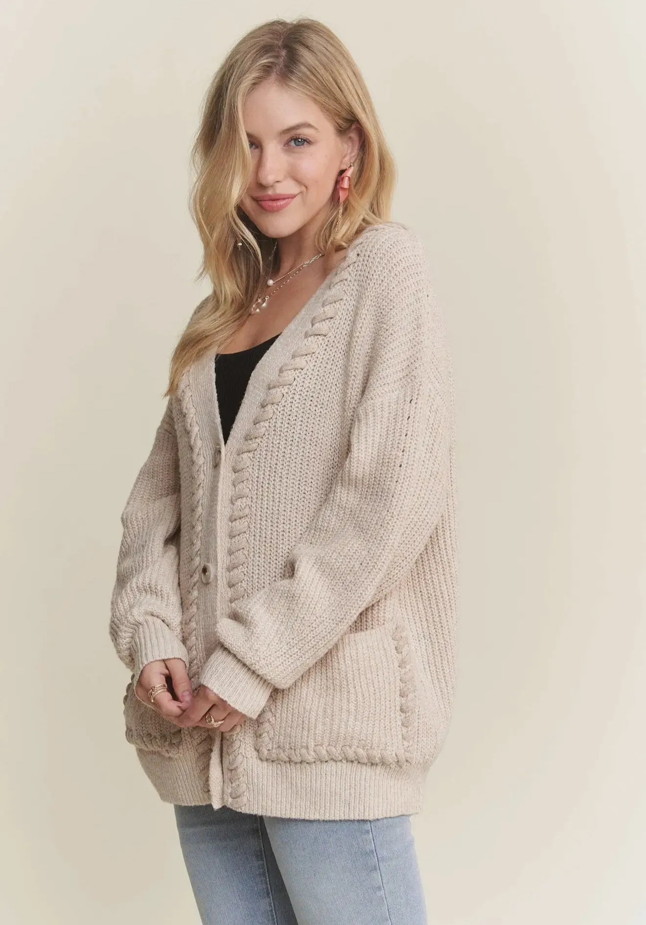 STITCH ACCENT CARDIGAN