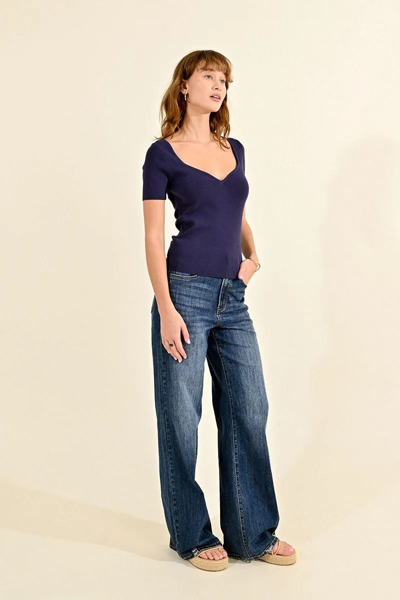 THIN JUMPER WITH SWEETHEART NECKLINE