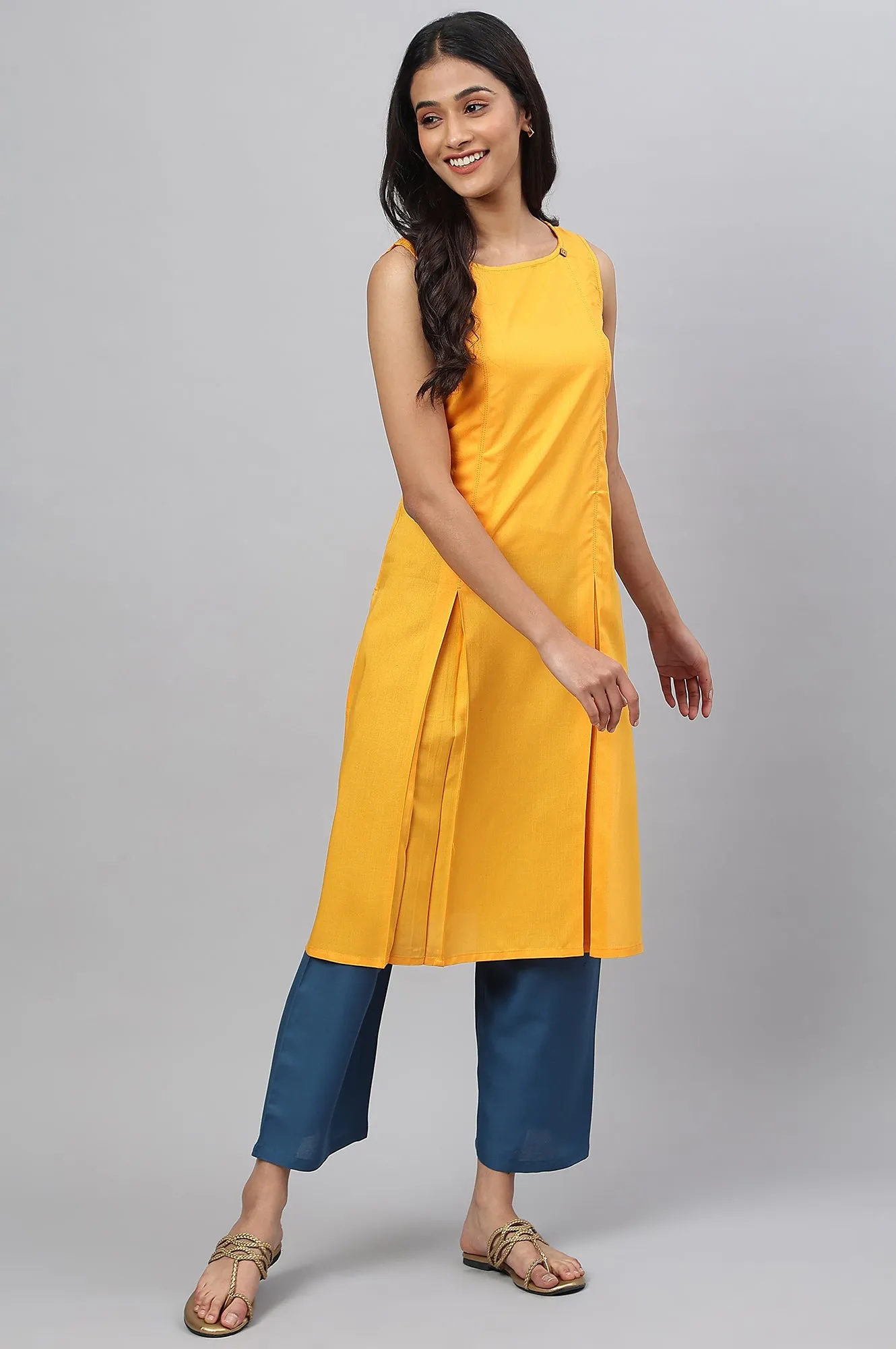 Yellow Front Pleated kurta With Blue Culottes